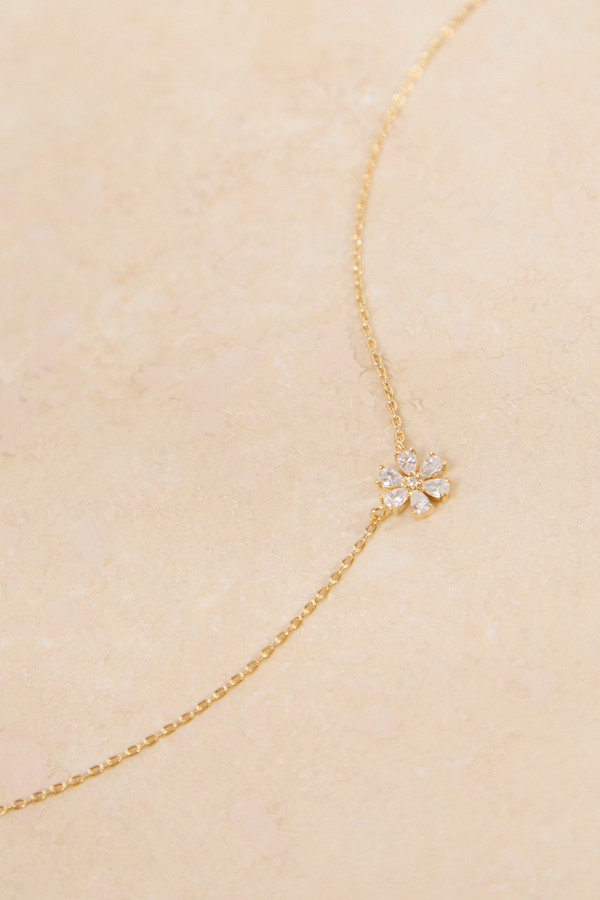 Wren 18k Flower Charm Necklace - Altar'd State