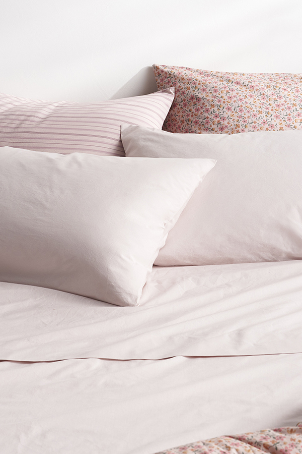 Organic Cotton Percale Sheet Set Detail 1 - Altar'd State