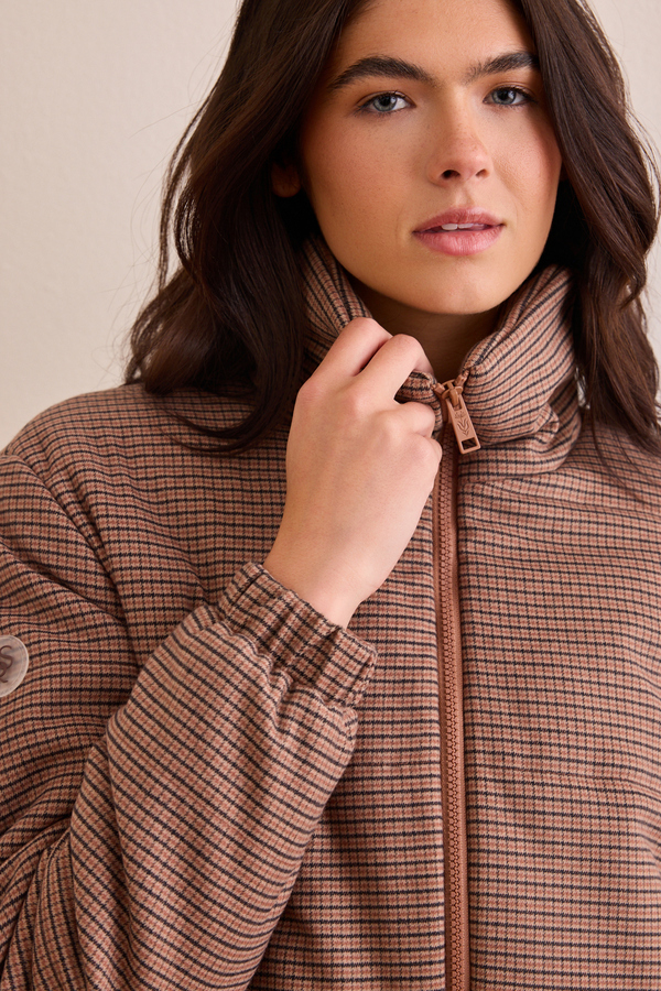 Breeze Herringbone Puffer Jacket Detail 2 - Altar'd State