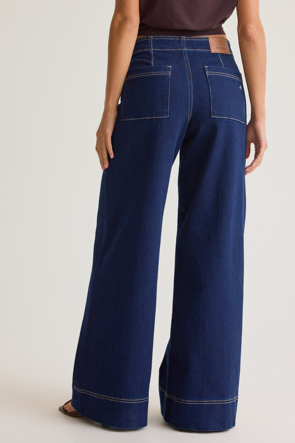Hayla High Rise Front Zip Jean Detail 4 - Altar'd State
