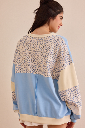 Mixed Bloom Pullover - Altar'd State - 