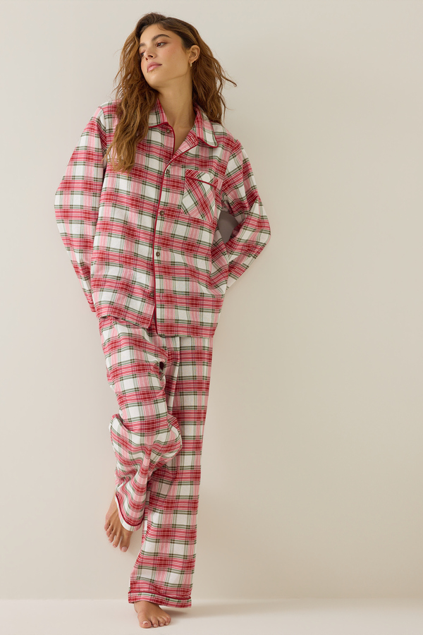Plaid Wishes Pajama Set Detail 4 - Altar'd State
