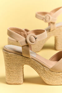 Jana Woven Wedge Detail 4 - Altar'd State