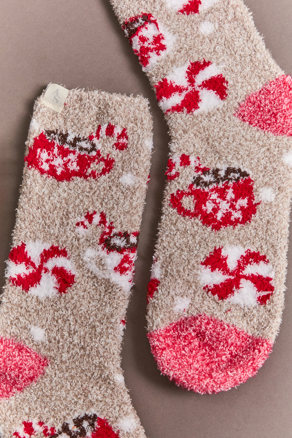 Peppermint Hot Cocoa Socks Detail 3 - Altar'd State