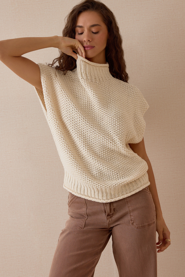 Amelie Open Knit Vest - Altar'd State