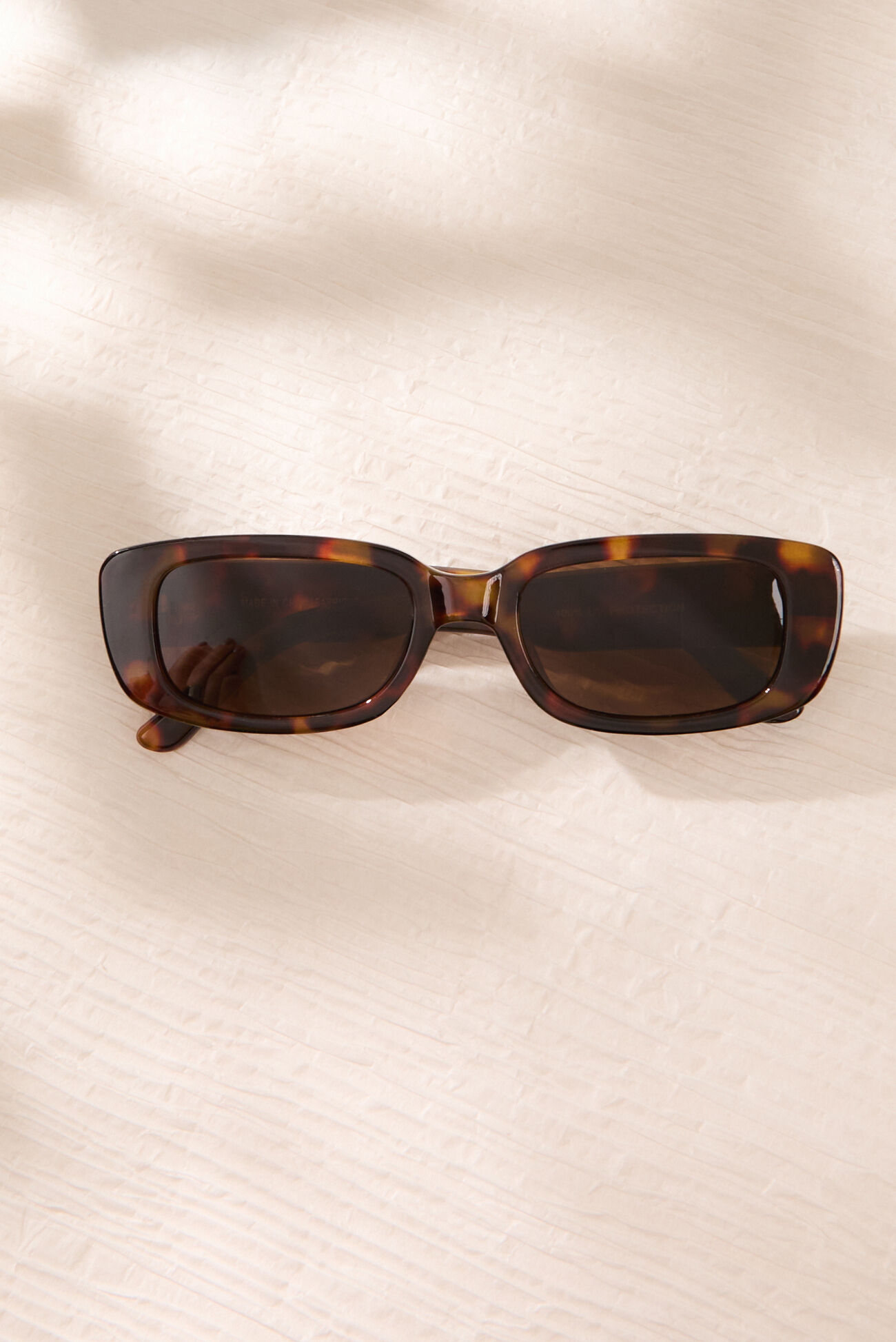 Versailles Clover Sunnies