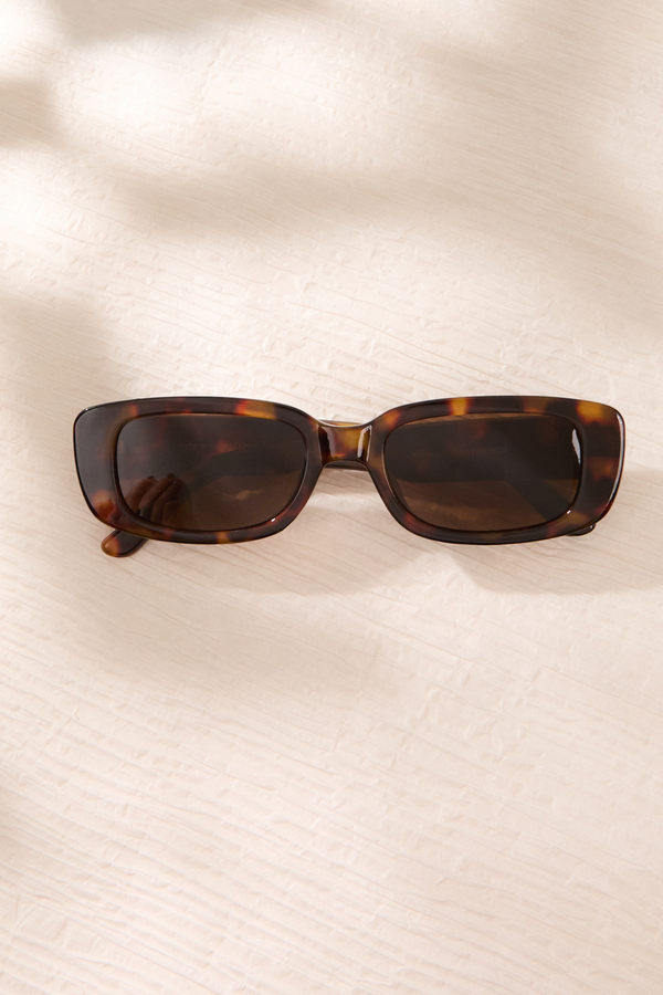 Versailles Clover Sunnies - Altar'd State