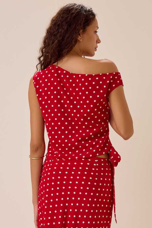 Jaycee Asymmetrical Dot Top Detail 5 - Altar'd State