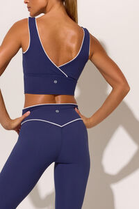 Motion Scalloped Trim Leggings Detail 2 - Altar'd State