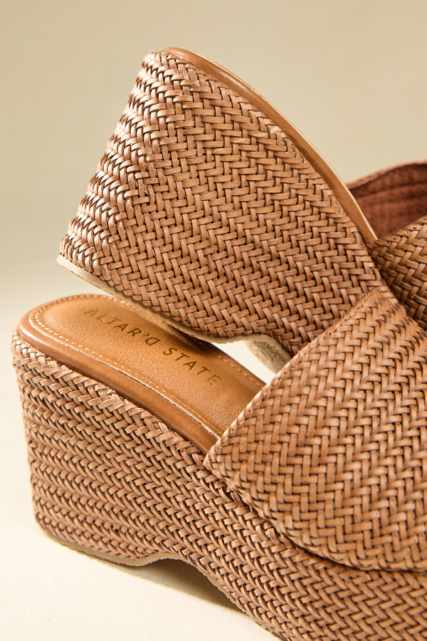 Josie Woven Wedge Detail 4 - Altar'd State