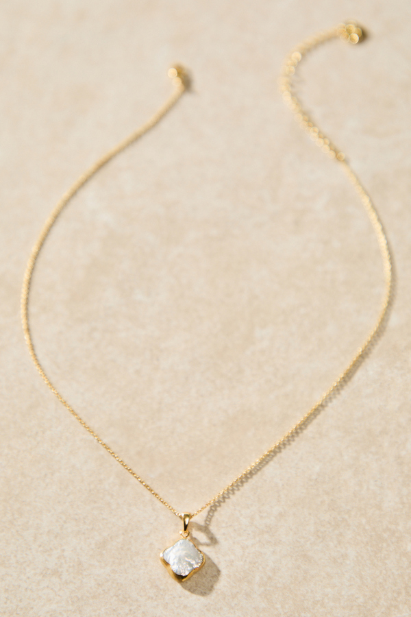 Pearl Clover Necklace - Altar'd State