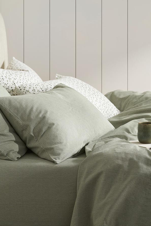 Thistle Cotton Sheet Set Detail 2 - Altar'd State