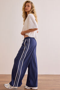 Sprint Stitch Boxy Tee Detail 5 - Altar'd State
