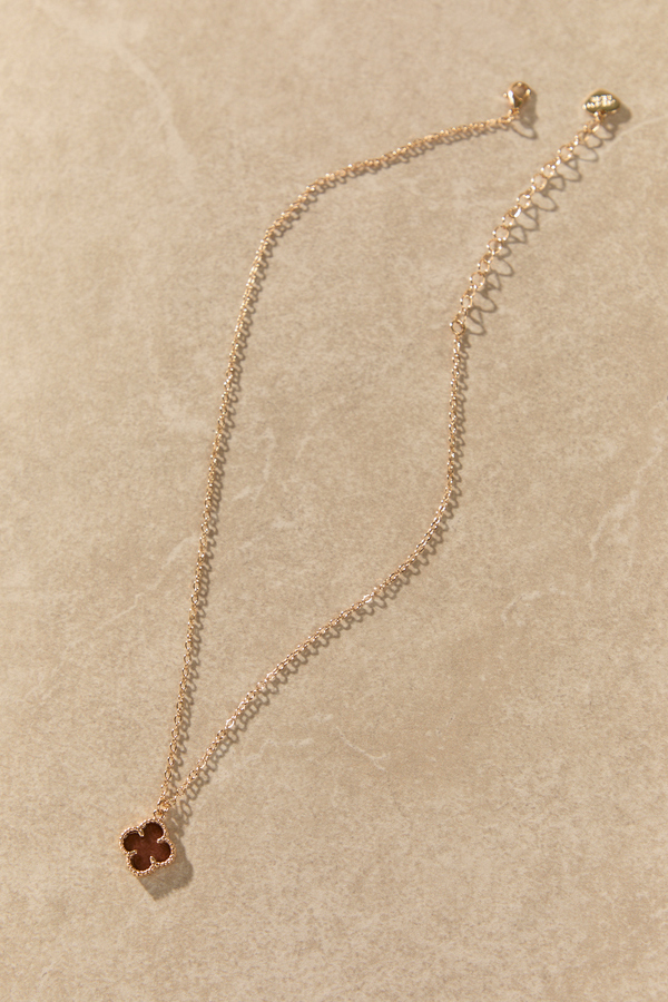 Dainty Brown Clover Necklace Detail 4 - Altar'd State