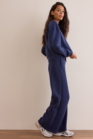 Supersoft Crew Pullover - Altar'd State - 