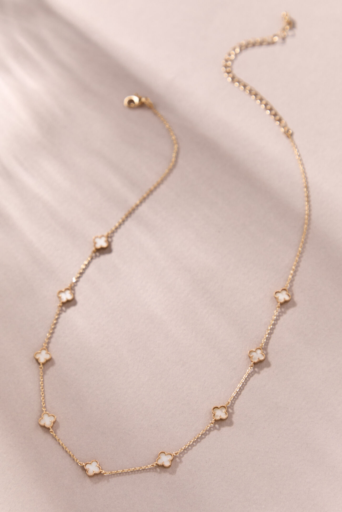 Mother Of Pearl Clover Necklace