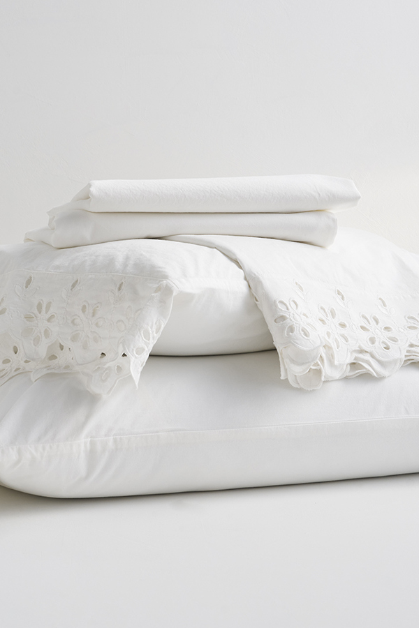 Jane Eyelet Cotton Sheet Set Detail 3 - Altar'd State