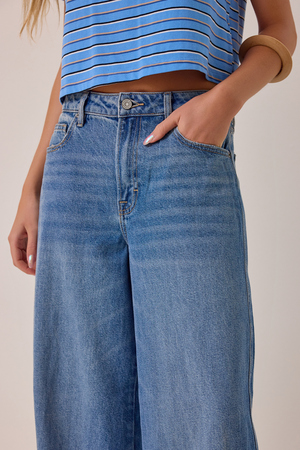 Resa Roll Cuff Jeans - Altar'd State