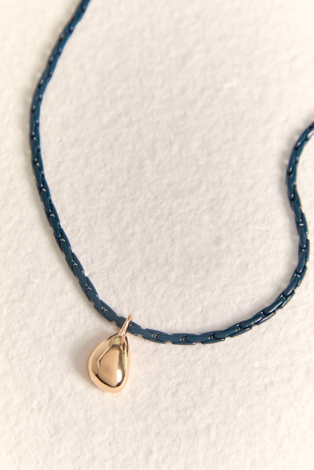 Linked Chain Teardrop Necklace