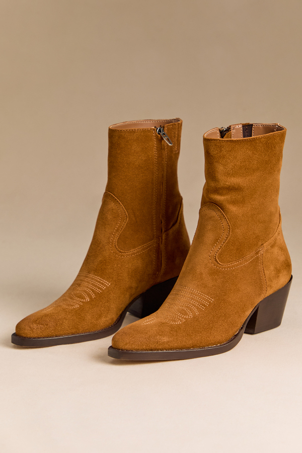 Klyde Western Boot by Dolce Vita Detail 4 - Altar'd State