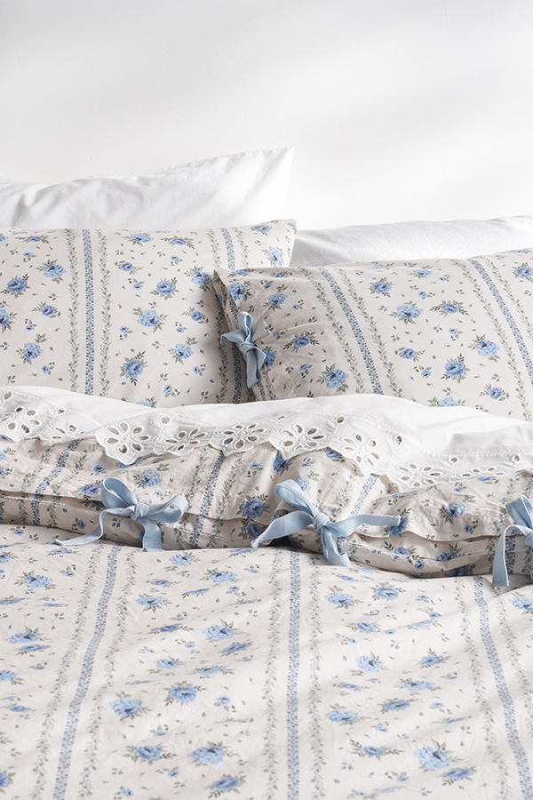 Aurora Cotton Duvet Cover Detail 1 - Altar'd State