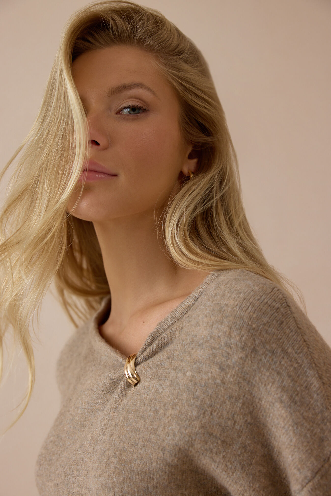Elva Hardware Sweater