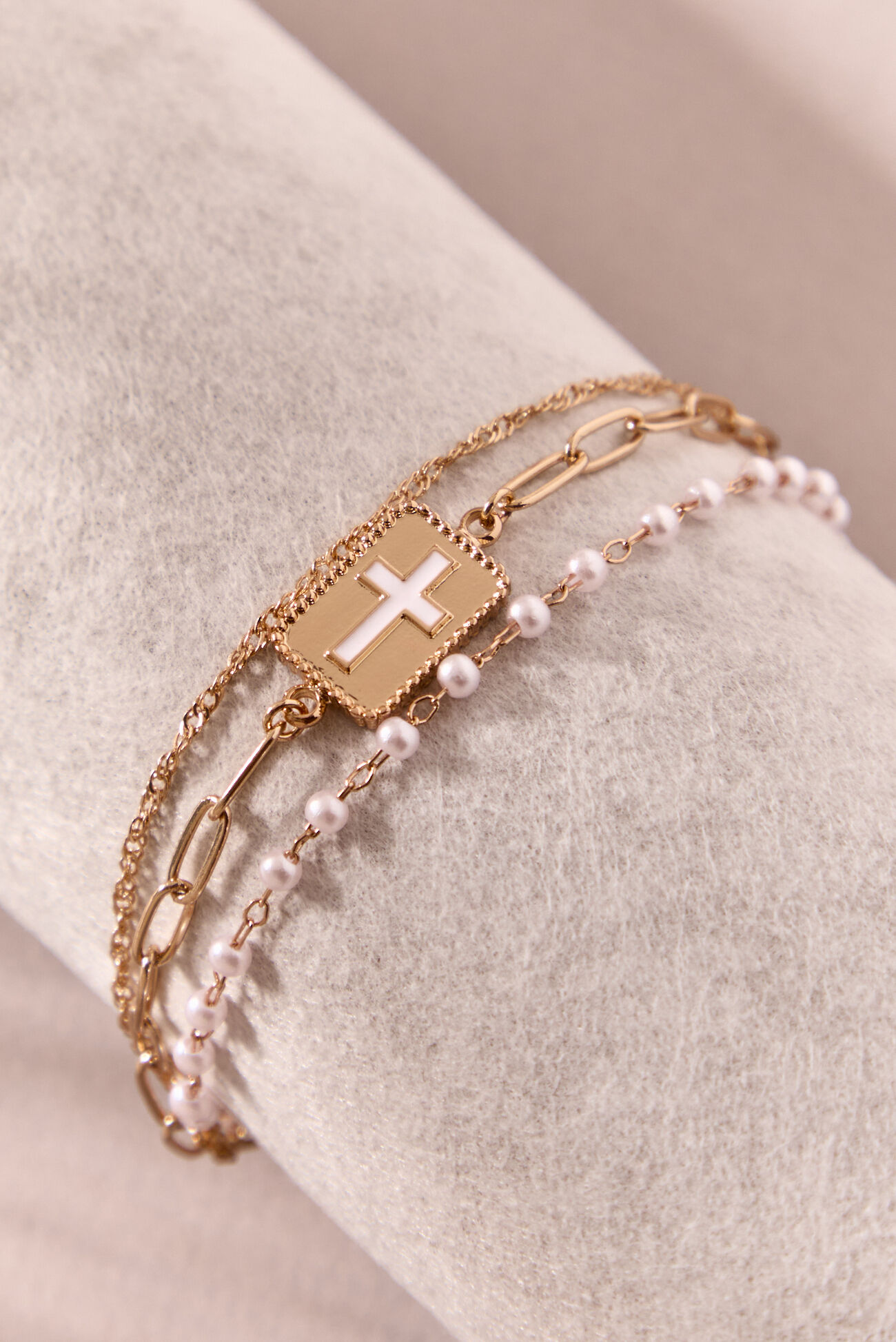 Heavenly Glow Gold Cross Bracelet