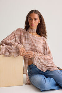 Chrissa Chiffon Top Detail 7 - Altar'd State