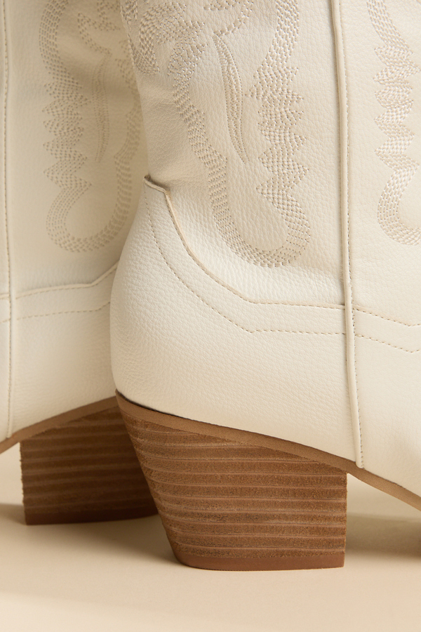 Amaya Western Boots Detail 4 - Altar'd State