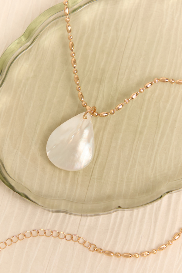 Pearl Teardrop Necklace - Altar'd State