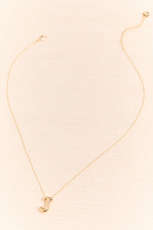 18K Gold J Bubble Monogram Necklace Detail 2 - Altar'd State