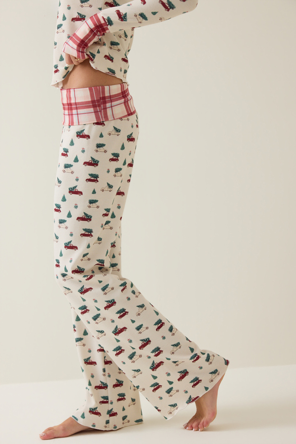 Holly Christmas Car Lounge Pants Detail 4 - Altar'd State