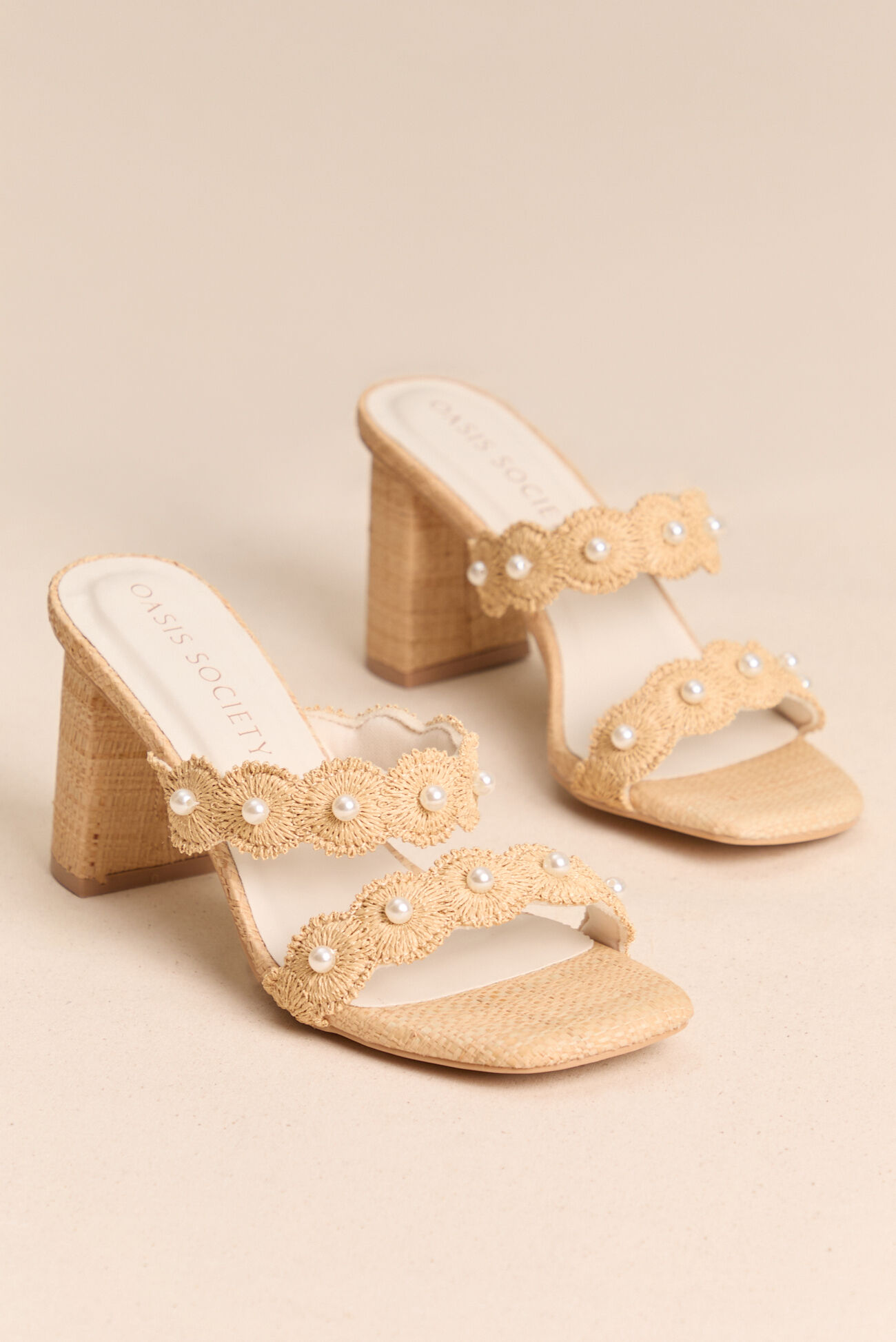 Helena Pearl Scallop Heel