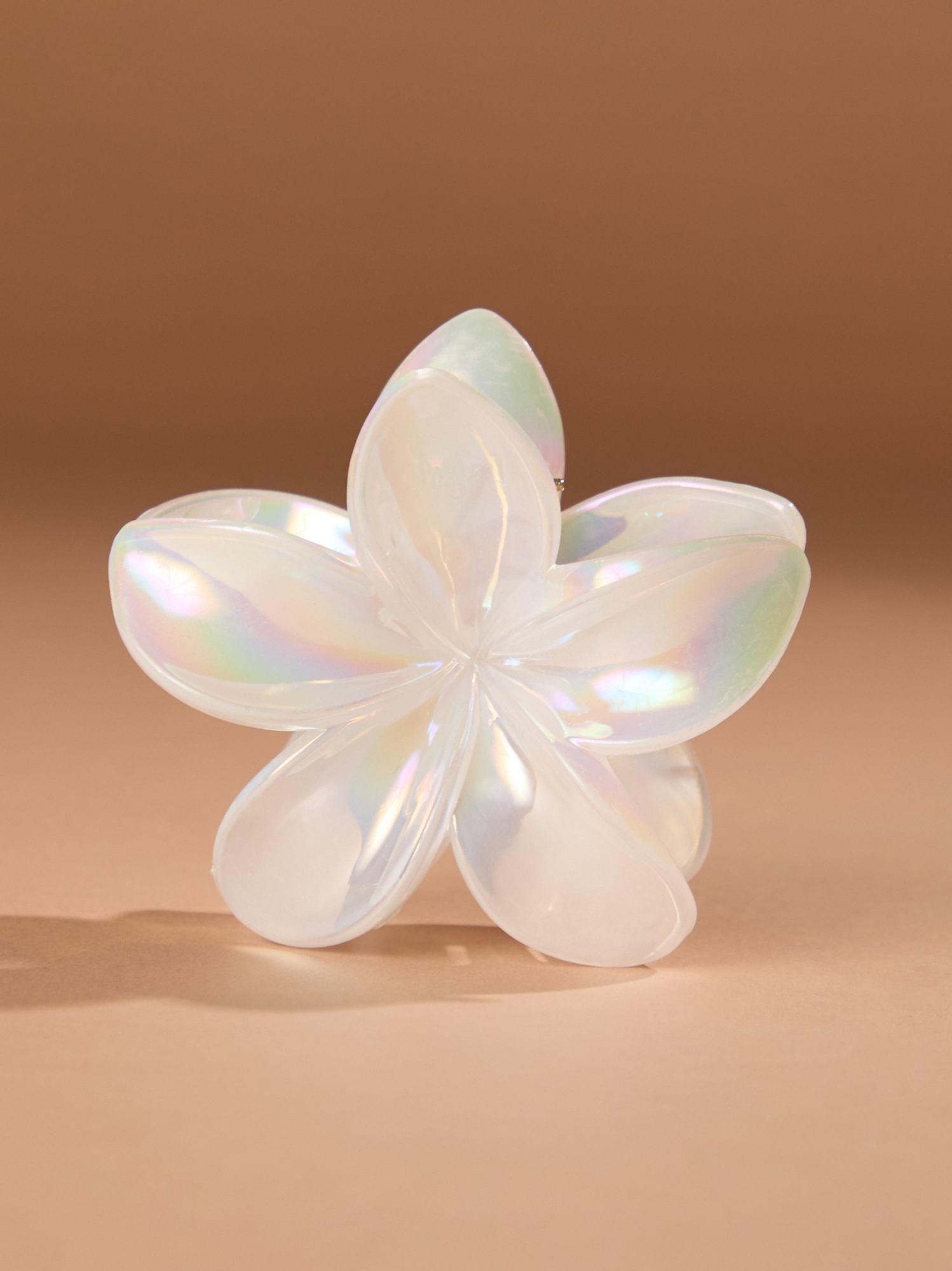Pearl Bloom Claw Clip in White Iridescent | AS Revival