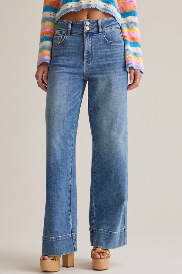 Lyla Wide Leg Jean Detail 3 - Altar'd State