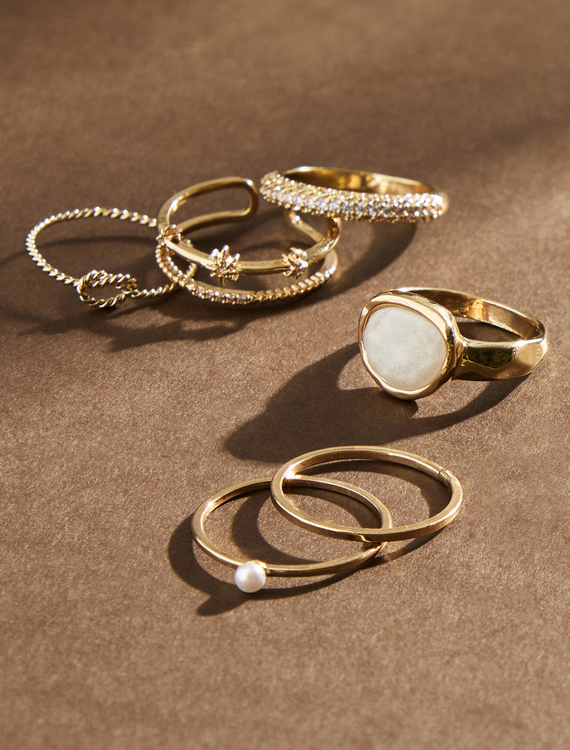 Glitz Dainty Ring 6 Pack Detail 2 - Altar'd State