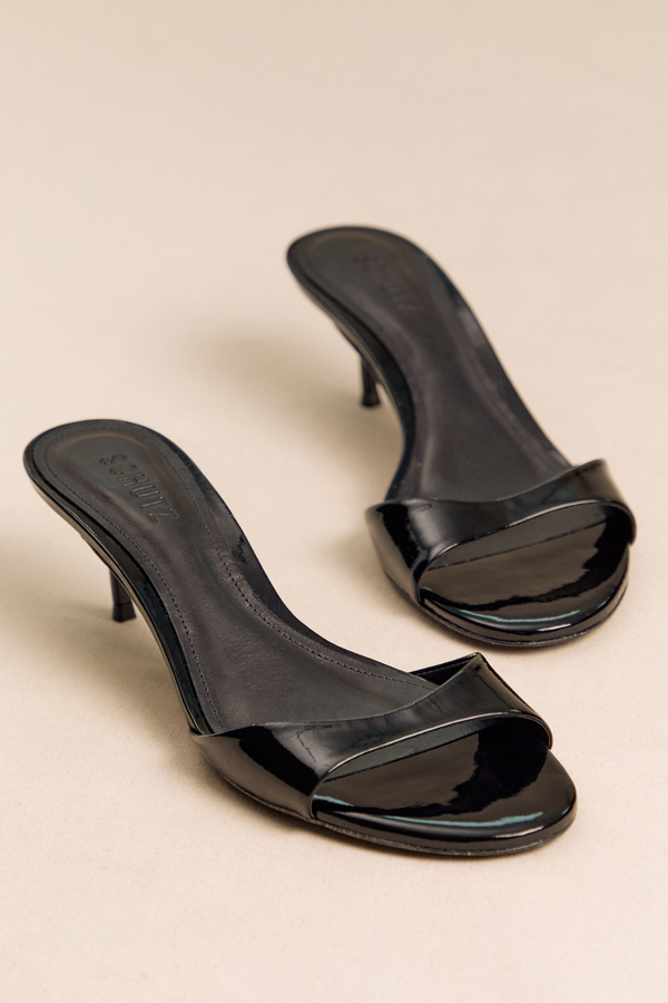 Naomi Mid Heel Detail 2 - Altar'd State