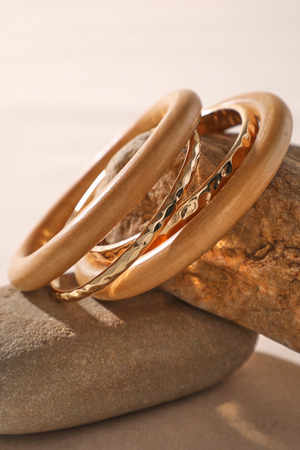 Bonnie 4PK Wood Bangle - Altar'd State - 