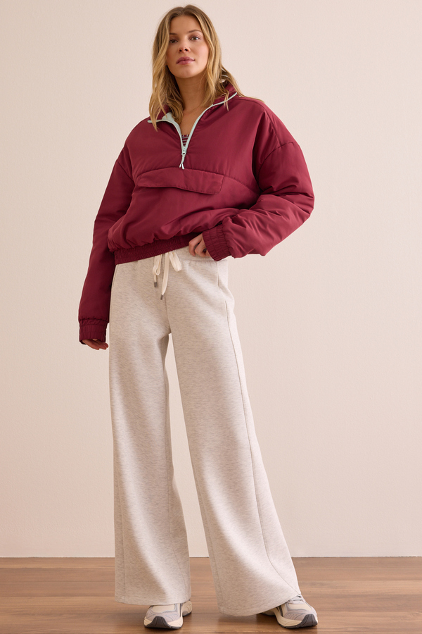 Courtside Cloud Puff Quarter Zip Detail 3 - Altar'd State
