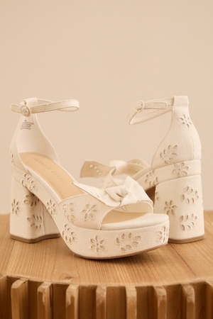 Liloa Eyelet Platform Heel - Altar'd State