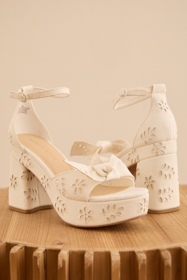 Liloa Eyelet Platform Heel - Altar'd State