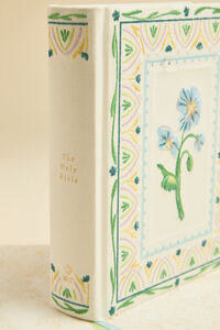 NLT Lisbon Notetaking Bible by Hosanna Revival Detail 3 - Altar'd State
