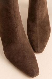 Dolce Vita Bennet Boot Detail 2 - Altar'd State