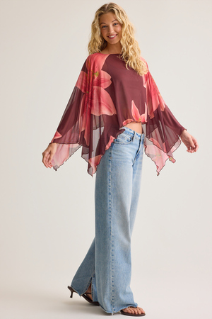 Brielle Floral Poncho - Altar'd State - 