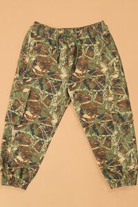 Wilder Camo Cargo Jogger Detail 2 - Altar'd State