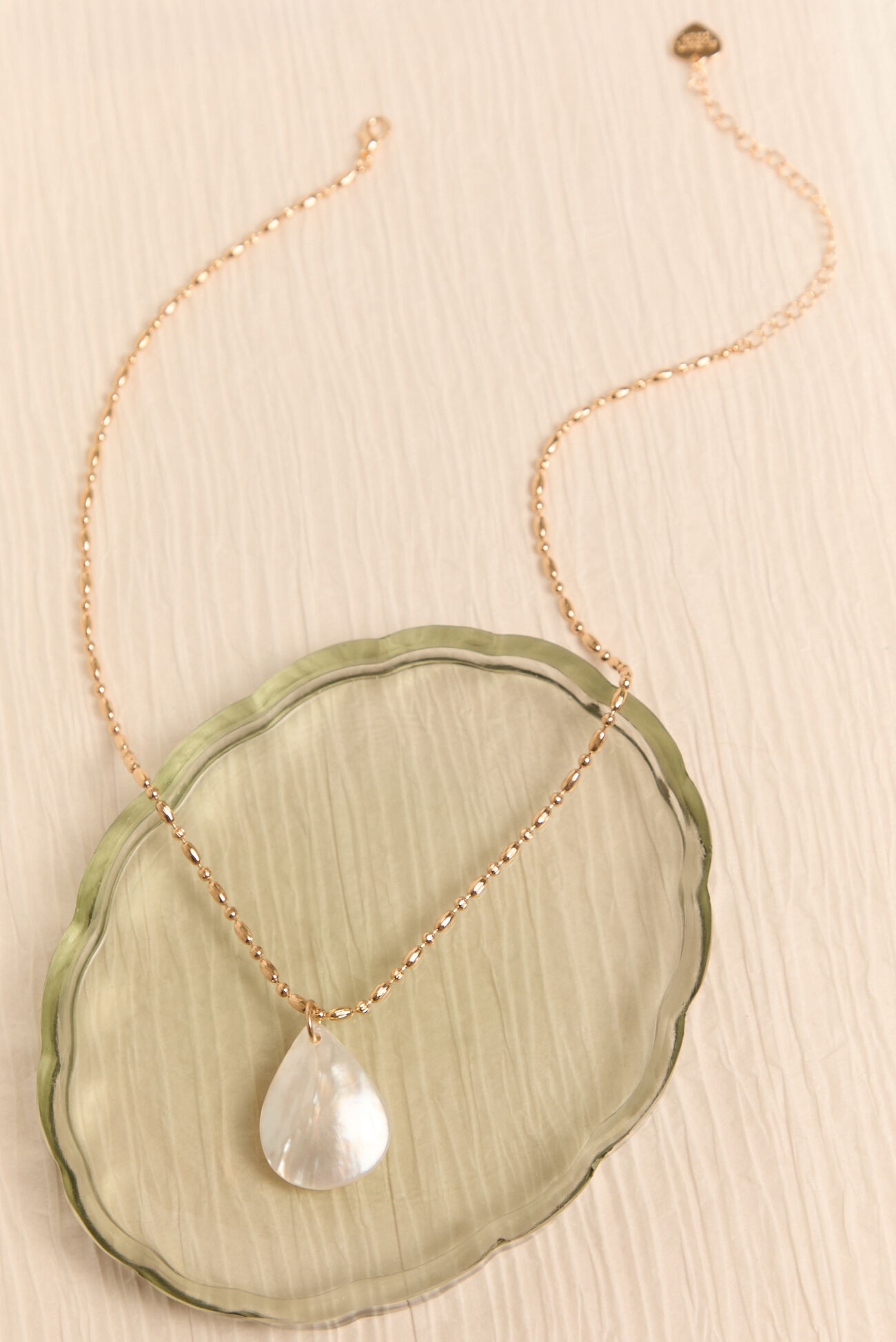 Pearl Teardrop Necklace