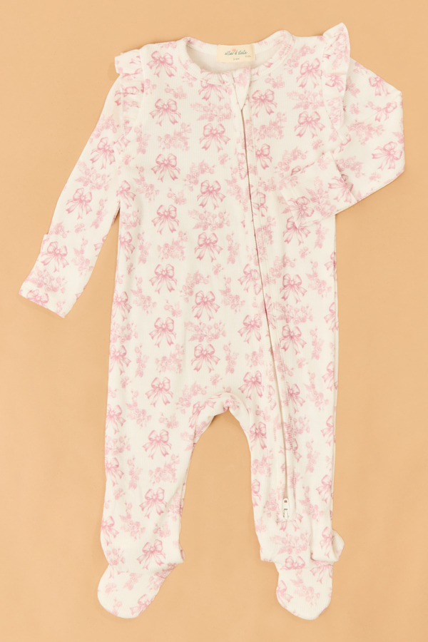 Bonnie Bows Toile Ruffle Footie Detail 2 - Altar'd State
