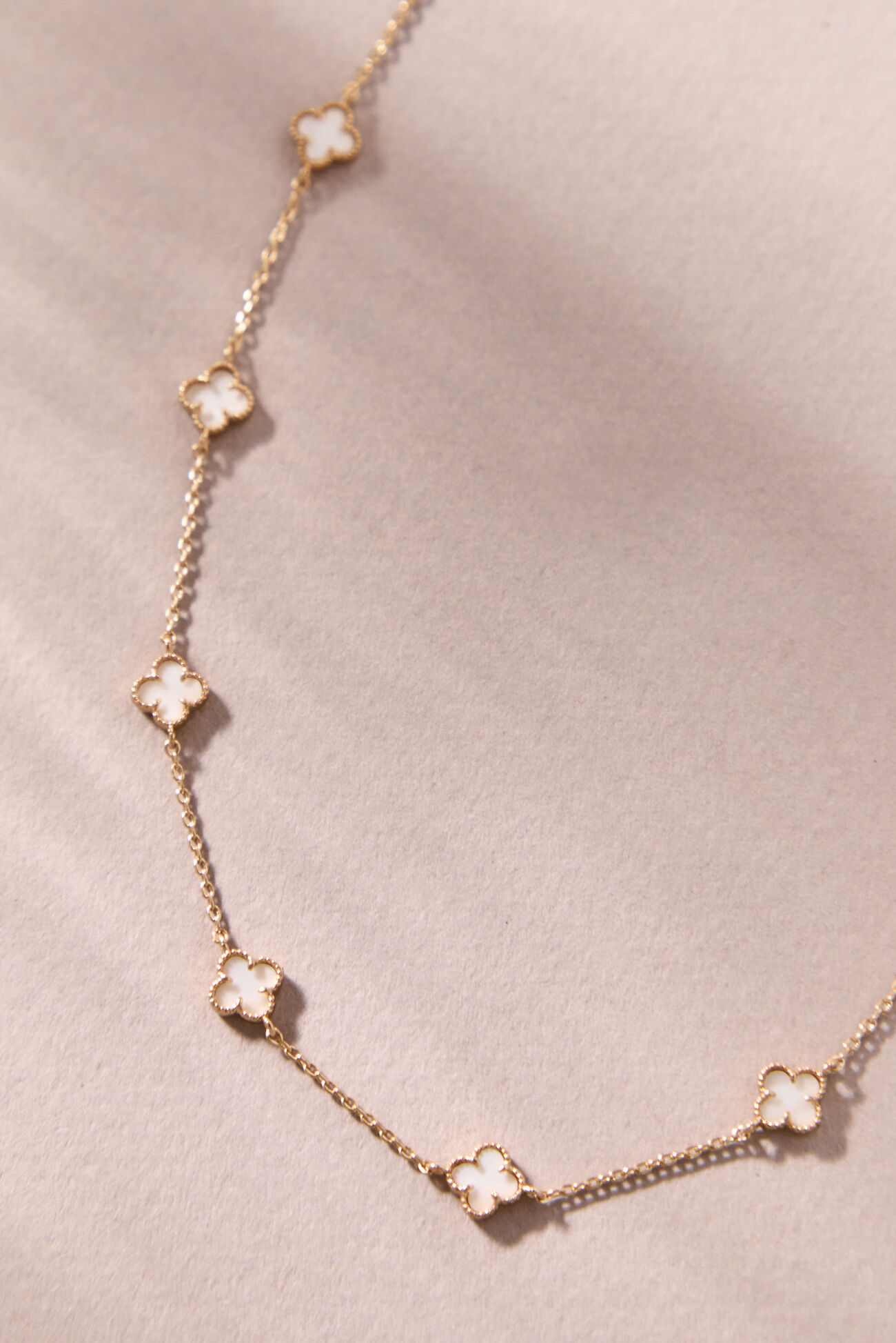 Mother Of Pearl Clover Necklace
