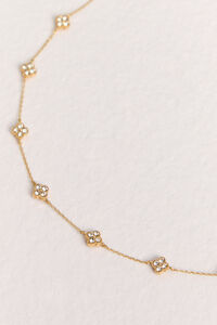 Shimmering Clover Necklace Detail 2 - Altar'd State