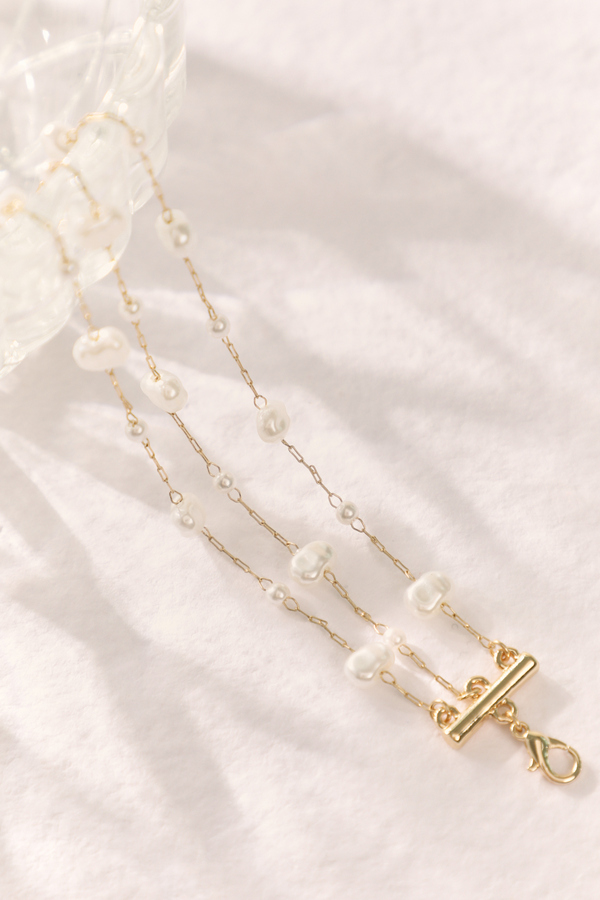 Layered Pearl Accent Bracelet Detail 2 - Altar'd State